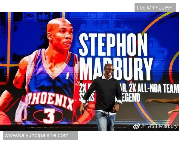 小里弗斯称赞克莱传奇地位现阶段只为热爱篮球而战 小里弗斯称赞克莱传奇地位现阶段只为热爱篮球而战