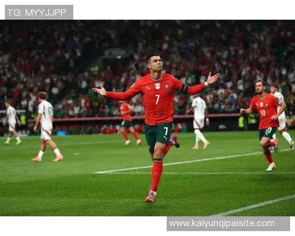 C罗再创辉煌梅开二度世预赛进球数达41生涯总进球数升至948