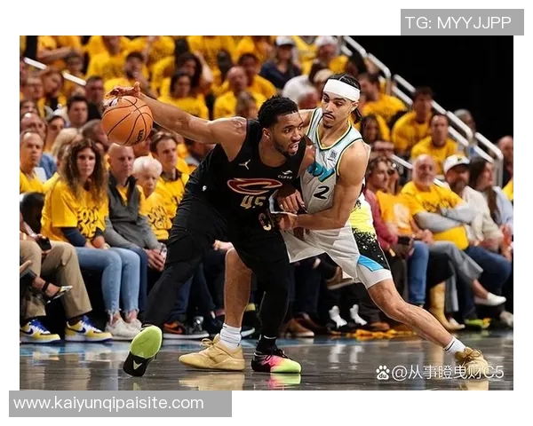 米切尔半场表现抢眼16分钟内高效贡献12分3板1助1断1帽